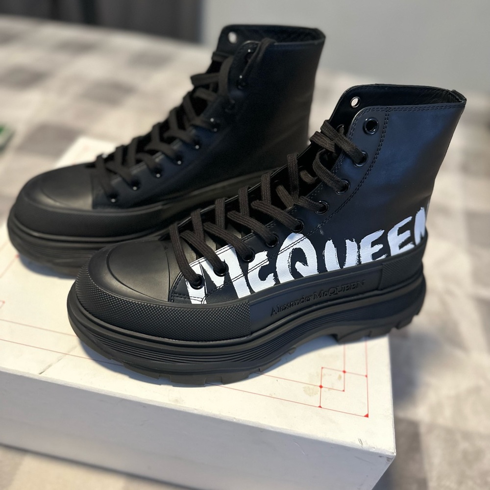 Alexander Mcqueen Boots/Platforms